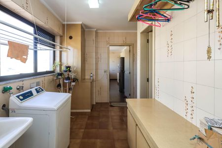 Apartamento à venda com 220m², 3 quartos e 3 vagasÁrea de Serviço