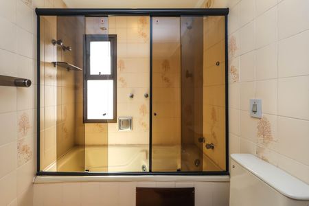 Apartamento à venda com 220m², 3 quartos e 3 vagasBanheiro da Suíte 2