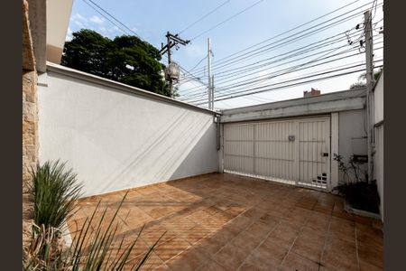 Casa para alugar com 129m², 3 quartos e 2 vagas Casa para alugar com 129m², 3 quartos e 2 vagasGaragem