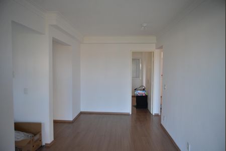 Sala de apartamento à venda com 2 quartos, 60m² em Vila Eldizia, Santo André