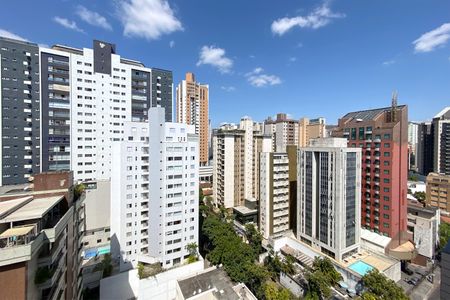 Apartamento para alugar com 213m², 2 quartos e 2 vagas Apartamento para alugar com 213m², 2 quartos e 2 vagasVista do Quarto