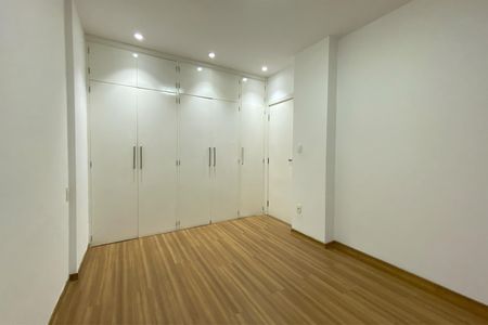 Apartamento para alugar com 213m², 2 quartos e 2 vagas Apartamento para alugar com 213m², 2 quartos e 2 vagasQuarto
