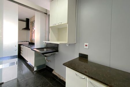 Apartamento para alugar com 213m², 2 quartos e 2 vagas Apartamento para alugar com 213m², 2 quartos e 2 vagasÁrea de Serviço