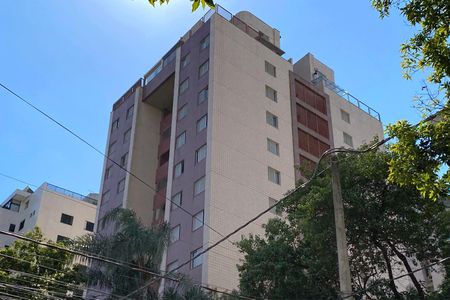 Apartamento para alugar com 213m², 2 quartos e 2 vagas Apartamento para alugar com 213m², 2 quartos e 2 vagasFachada