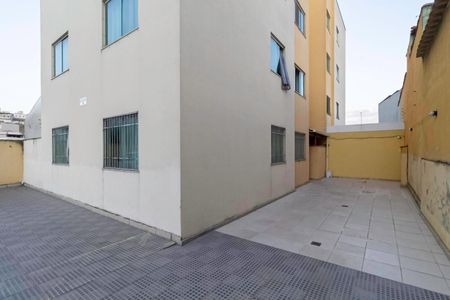 Apartamento à venda com 121m², 3 quartos e 1 vaga Apartamento à venda com 121m², 3 quartos e 1 vagaEntrada