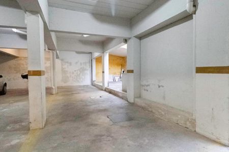 Apartamento à venda com 121m², 3 quartos e 1 vaga Apartamento à venda com 121m², 3 quartos e 1 vagaGaragem