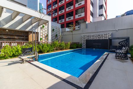 Studio para alugar com 24m², 1 quarto e sem vaga Studio para alugar com 24m², 1 quarto e sem vagaÁrea comum - Piscina