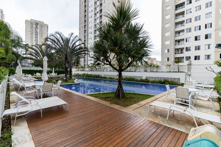 Apartamento à venda com 83m², 3 quartos e 2 vagas Apartamento à venda com 83m², 3 quartos e 2 vagasPiscina