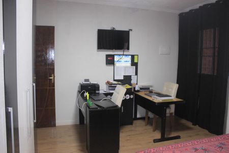 Casa à venda com 51m², 4 quartos e 1 vagaQuarto 2