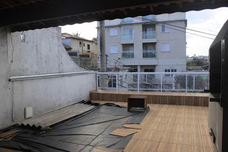 Casa à venda com 51m², 4 quartos e 1 vagaTerraço