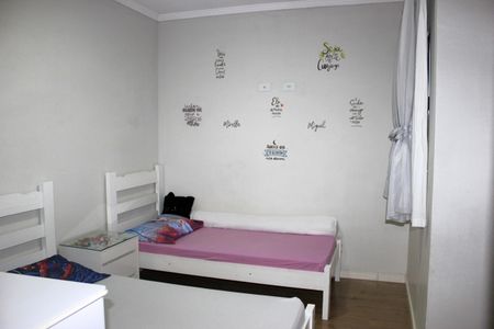 Casa à venda com 51m², 4 quartos e 1 vagaQuarto 1