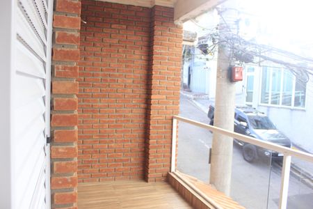 Casa à venda com 51m², 4 quartos e 1 vagaVaranda