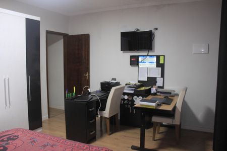 Casa à venda com 51m², 4 quartos e 1 vagaQuarto 2