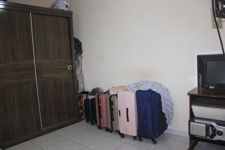 Casa à venda com 51m², 4 quartos e 1 vagaSuíte da casa 2