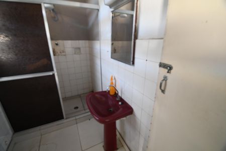 Casa para alugar com 170m², 3 quartos e 5 vagasBanheiro Social