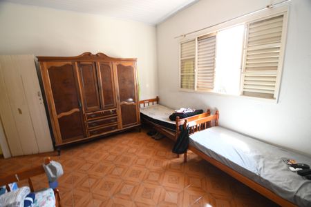 Casa para alugar com 170m², 3 quartos e 5 vagasQuarto 2