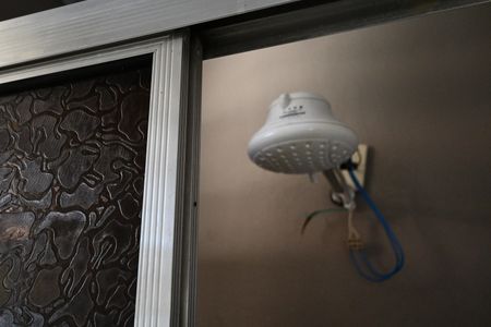 Casa para alugar com 170m², 3 quartos e 5 vagasBanheiro Social