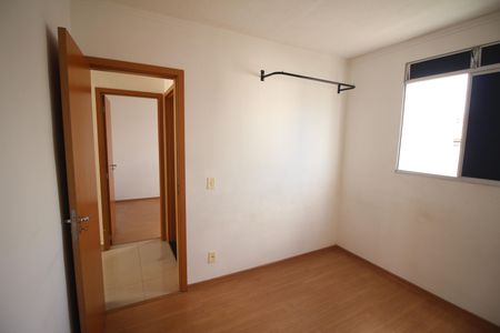 Quarto 2 de apartamento à venda com 2 quartos, 45m² em Califórnia, Contagem