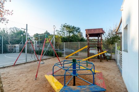 Apartamento para alugar com 46m², 2 quartos e 1 vaga Apartamento para alugar com 46m², 2 quartos e 1 vagaÁrea comum - Playground