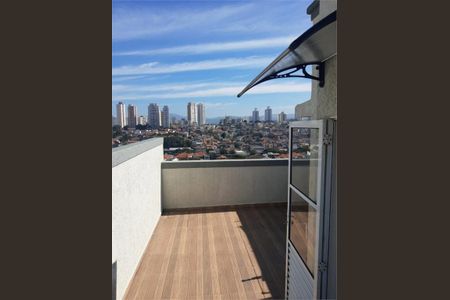 Casa à venda com 70m², 2 quartos e 2 vagas