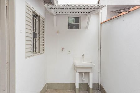 Casa para alugar com 38m², 1 quarto e sem vagaÁrea de Serviço