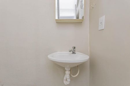 Casa para alugar com 38m², 1 quarto e sem vagaBanheiro