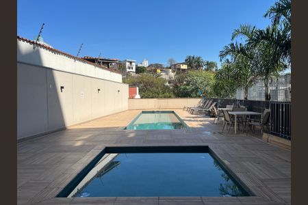 Apartamento à venda com 88m², 2 quartos e 2 vagas Apartamento à venda com 88m², 2 quartos e 2 vagasÁrea comum - Piscina