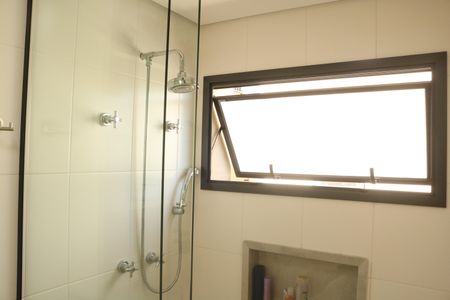 Apartamento à venda com 88m², 2 quartos e 2 vagasBanheiro da Suíte