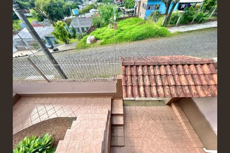 Casa à venda com 166m², 3 quartos e 2 vagas Casa à venda com 166m², 3 quartos e 2 vagasVista