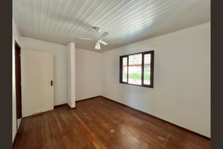 Casa à venda com 166m², 3 quartos e 2 vagas Casa à venda com 166m², 3 quartos e 2 vagasQuarto 1