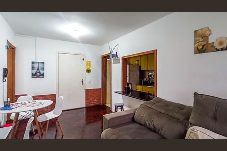 Sala de apartamento à venda com 2 quartos, 60m² em Nonoai, Porto Alegre