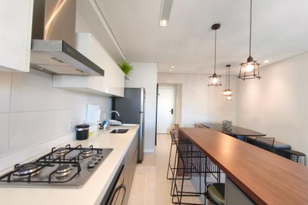 Apartamento à venda com 72m², 2 quartos e 2 vagasCozinha