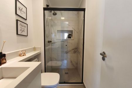 Apartamento à venda com 72m², 2 quartos e 2 vagasBanheiro Social