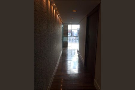Apartamento à venda com 218m², 4 quartos e 4 vagas
