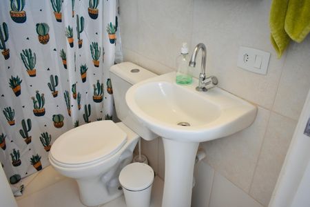 Apartamento à venda com 114m², 2 quartos e 2 vagas Apartamento à venda com 114m², 2 quartos e 2 vagasCobertura Banheiro