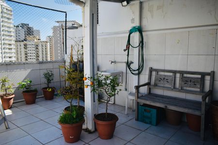 Apartamento à venda com 114m², 2 quartos e 2 vagas Apartamento à venda com 114m², 2 quartos e 2 vagasCobertura