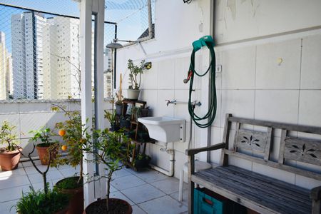 Apartamento à venda com 114m², 2 quartos e 2 vagas Apartamento à venda com 114m², 2 quartos e 2 vagasCobertura