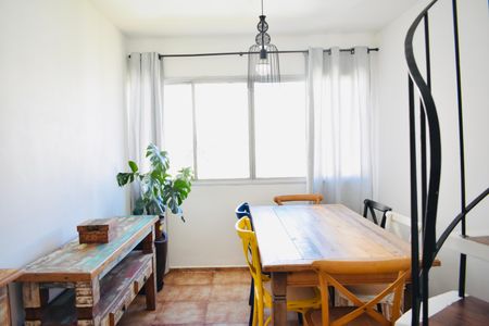 Apartamento à venda com 114m², 2 quartos e 2 vagasSala