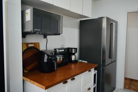 Apartamento à venda com 114m², 2 quartos e 2 vagas Apartamento à venda com 114m², 2 quartos e 2 vagasCozinha e Área de Serviço