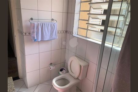 Casa à venda com 220m², 4 quartos e 5 vagas