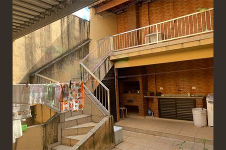 Casa à venda com 220m², 4 quartos e 5 vagas