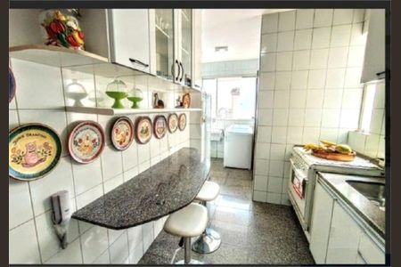 Apartamento à venda com 3 quartos, 156m² em Sagrada Família, Belo Horizonte