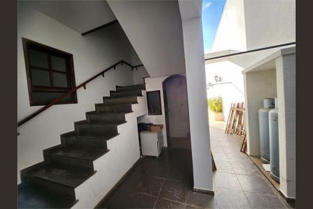 Casa à venda com 723m², 5 quartos e 6 vagas