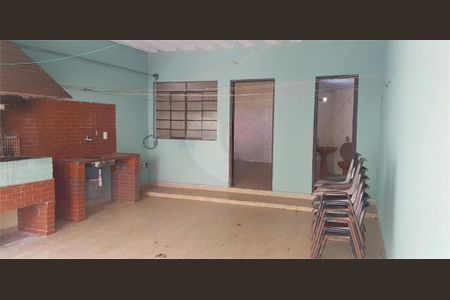 Casa à venda com 250m², 3 quartos e 2 vagas