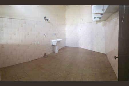 Casa à venda com 250m², 3 quartos e 2 vagas