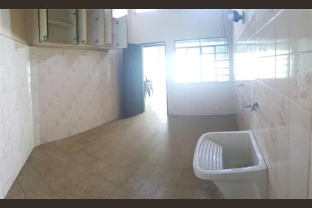Casa à venda com 250m², 3 quartos e 2 vagas