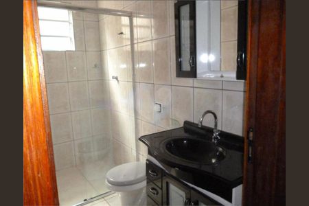 Casa à venda com 6 quartos, 300m² em Parque dos Bancarios, São Paulo