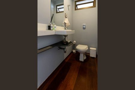 Apartamento para alugar com 210m², 4 quartos e 3 vagas Apartamento para alugar com 210m², 4 quartos e 3 vagasLavabo