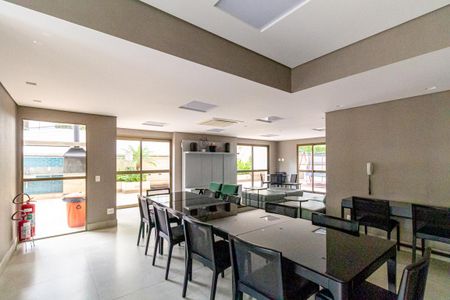 Apartamento para alugar com 210m², 4 quartos e 3 vagas Apartamento para alugar com 210m², 4 quartos e 3 vagasÁrea comum - Salão de festas