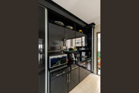 Apartamento para alugar com 210m², 4 quartos e 3 vagas Apartamento para alugar com 210m², 4 quartos e 3 vagasCozinha